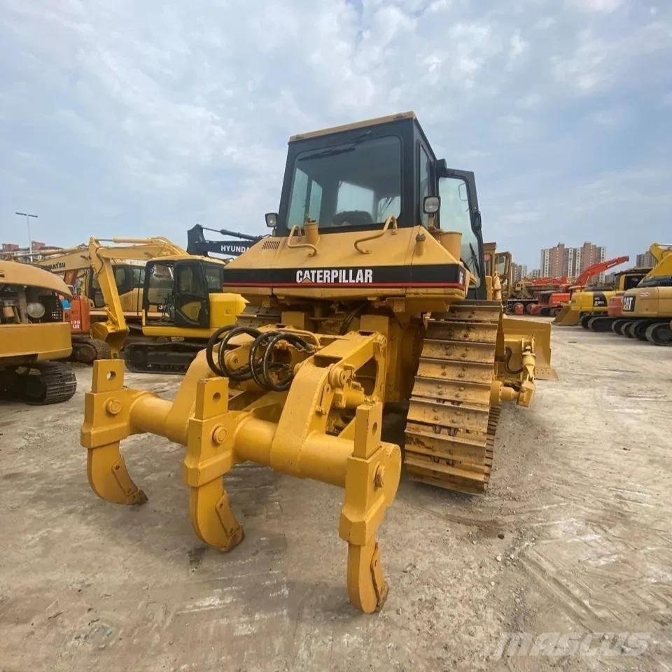 CAT D6R Buldozere pe senile