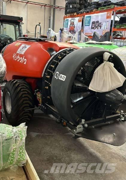 Kubota XTA3320 Tractoare agricole sprayers