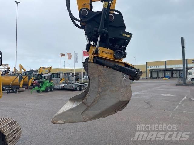 JCB 140 X Excavatoare pe șenile
