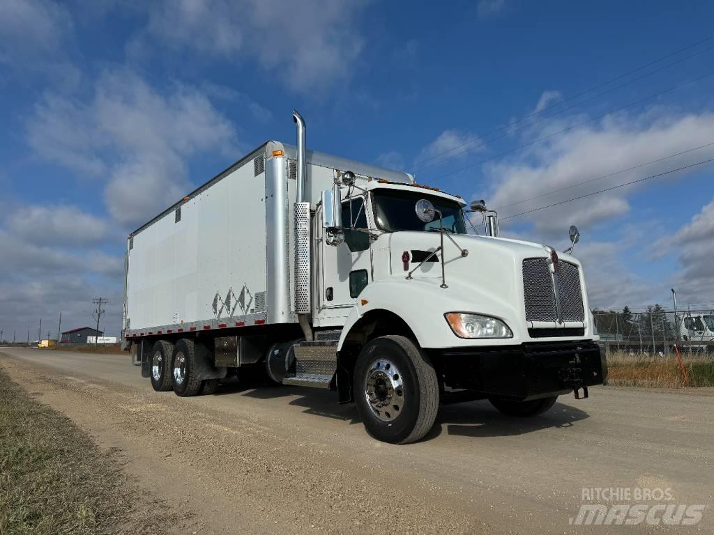 Kenworth T 440 Autocamioane