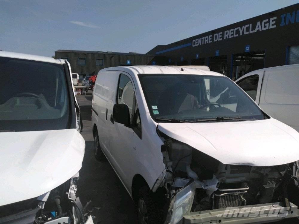 Nissan NV 200 Utilitara