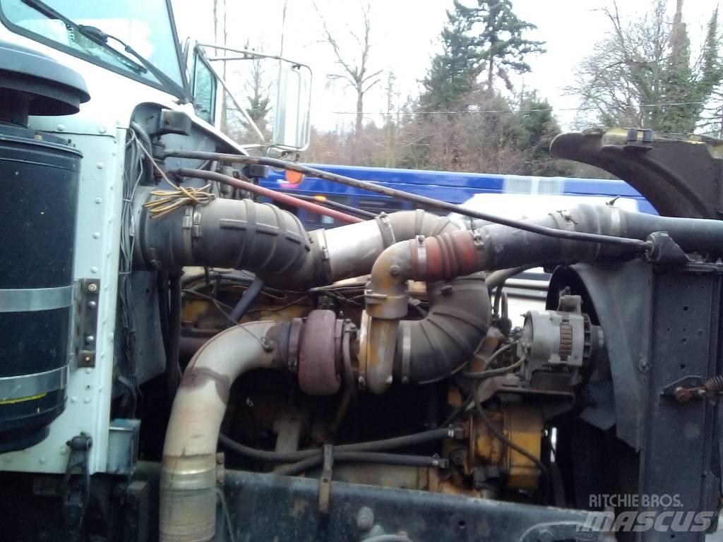 Peterbilt 377 Autotractoare