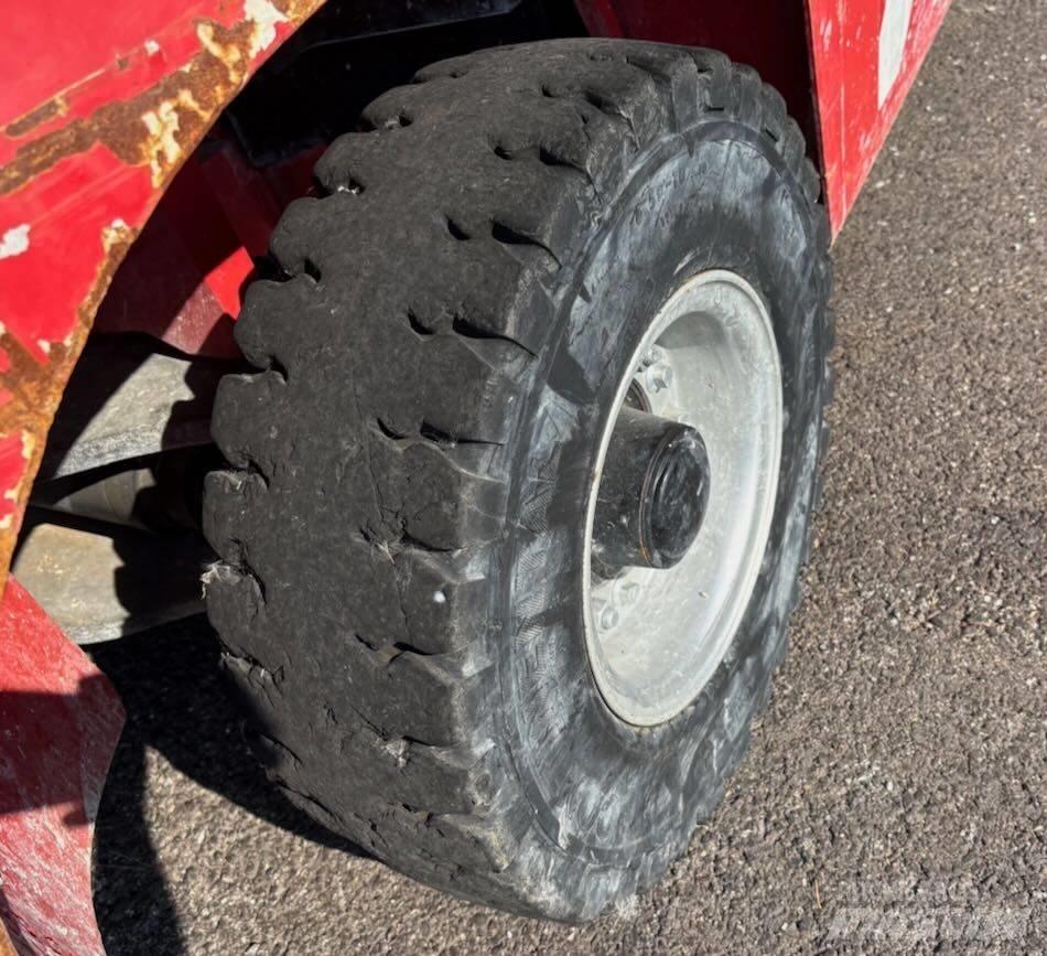 Manitou MI 35 D Stivuitor diesel