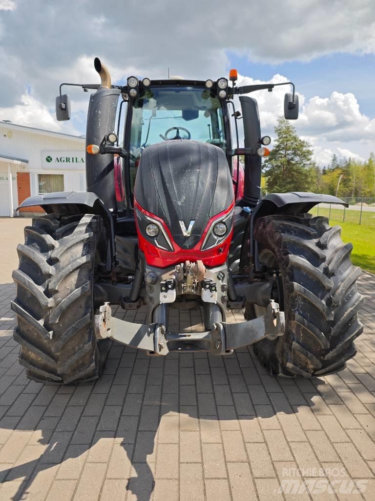 Valtra T 214 D Tractoare