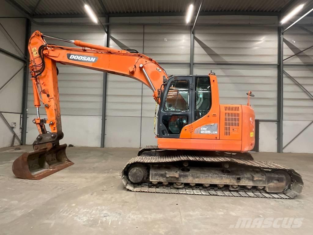 Doosan DX 235 LCR Excavatoare pe șenile
