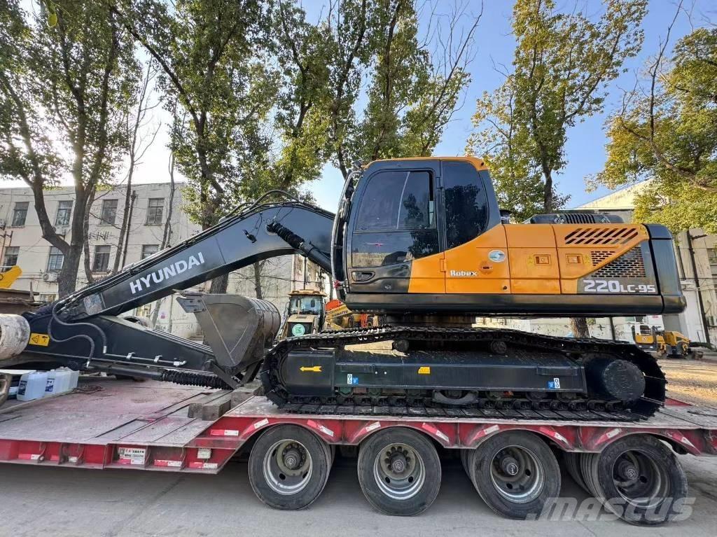 Hyundai RX220LC-9S Excavatoare pe șenile
