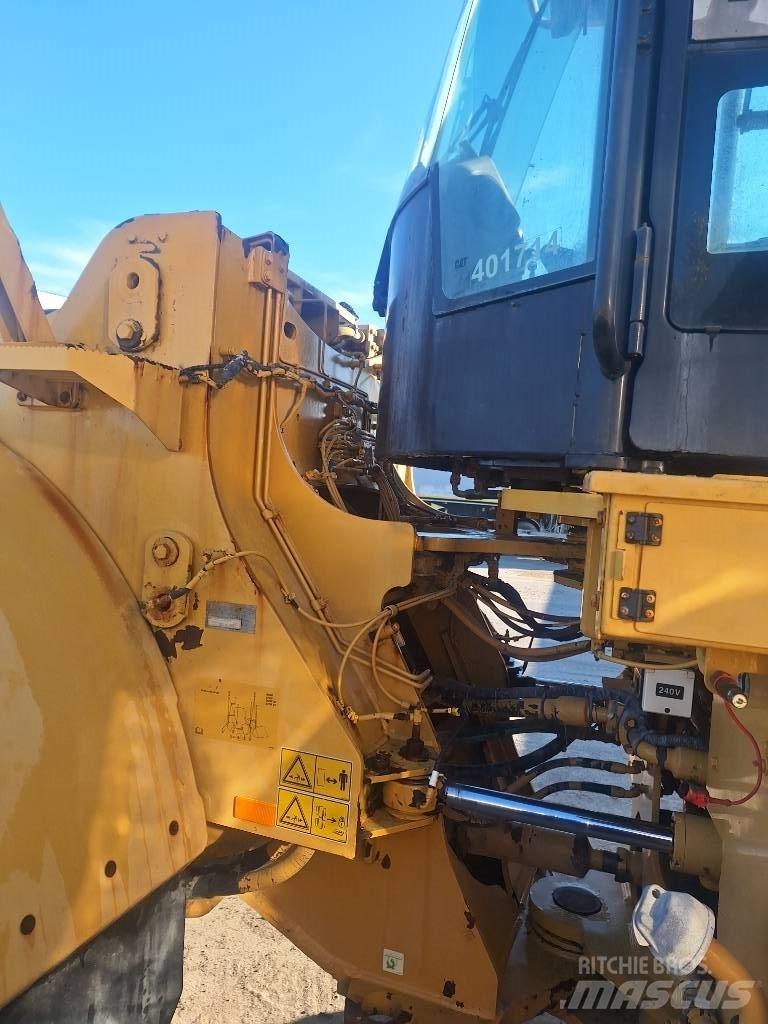 CAT 966 MXE Incarcator pe pneuri