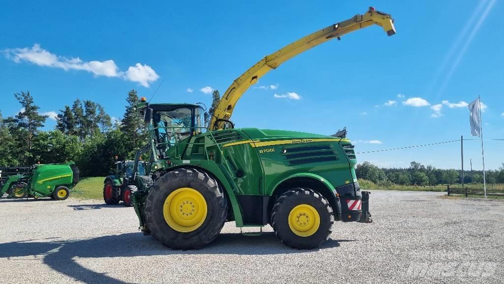 John Deere 8700i Forajere cu autopropulsare
