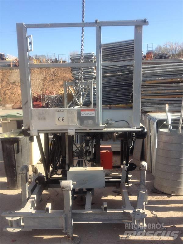 Camac 2000 Alte ascensoare si platforme