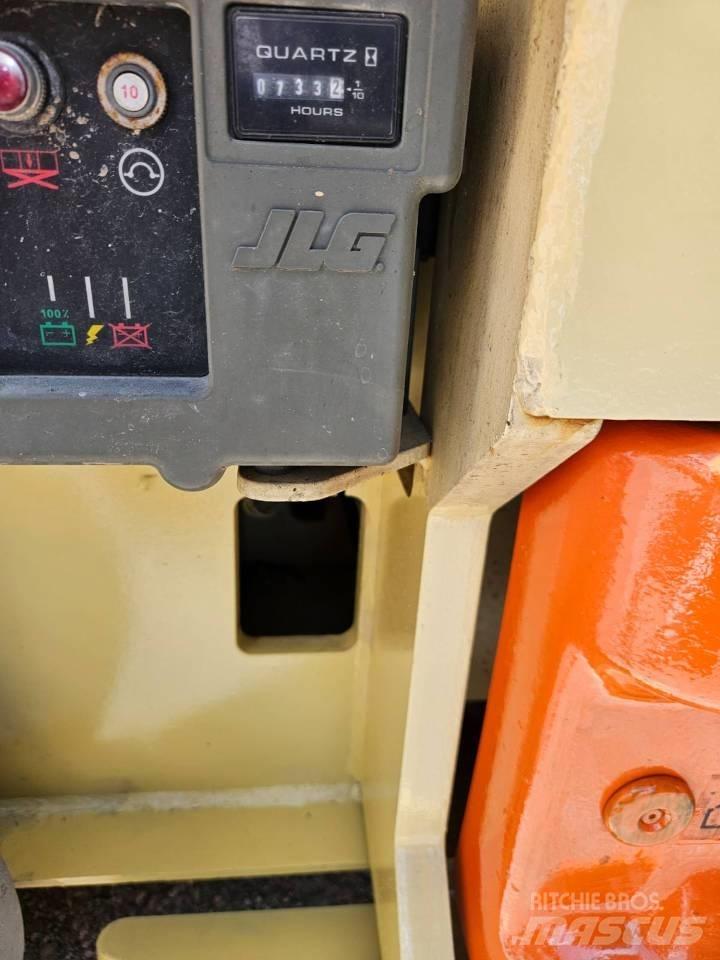 JLG 2630 ES Platforme foarfeca