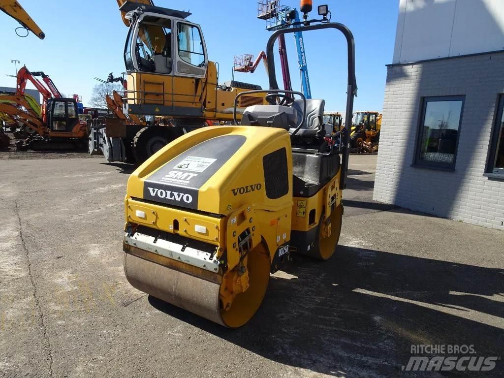Volvo DD25B Cilindri compactori dubli