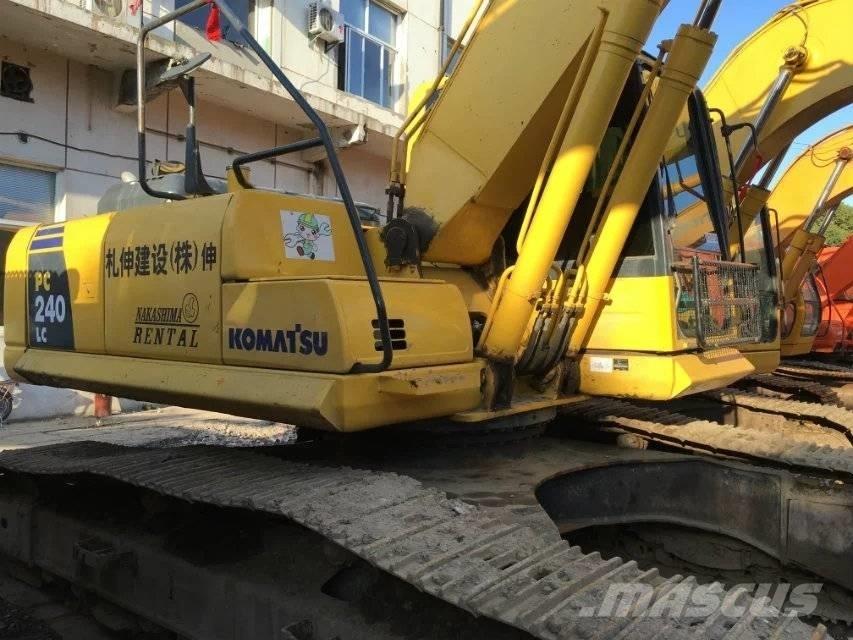 Komatsu PC 240-7 Excavatoare pe șenile
