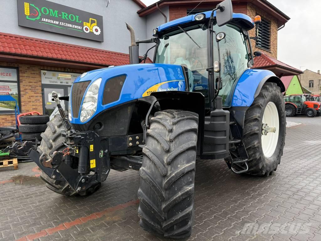 New Holland T 7040 Tractoare