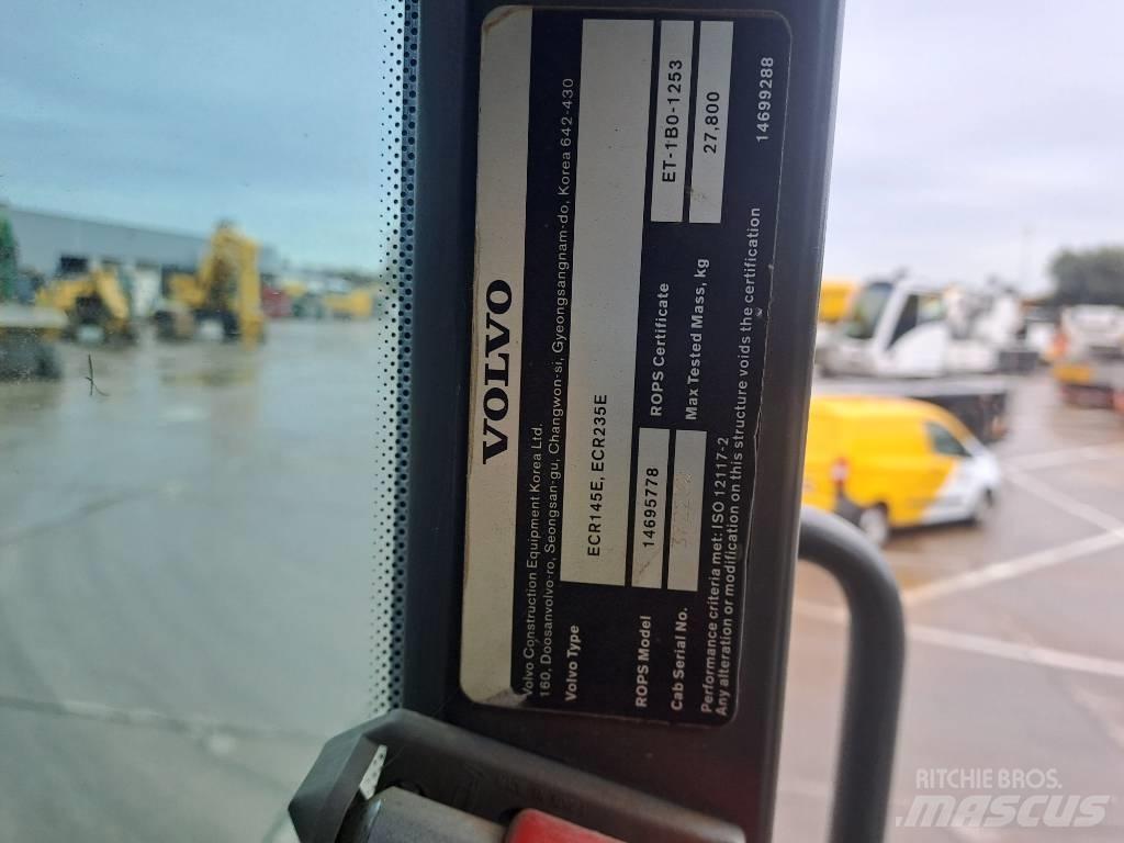 Volvo ECR235EL Excavatoare pe șenile
