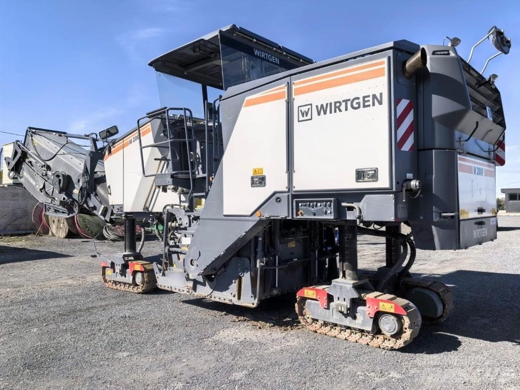 Wirtgen W200F Utilaje asfalt cu freze reci