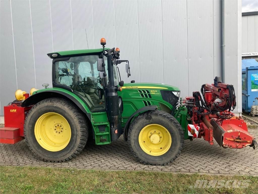 John Deere 6110R Tractoare