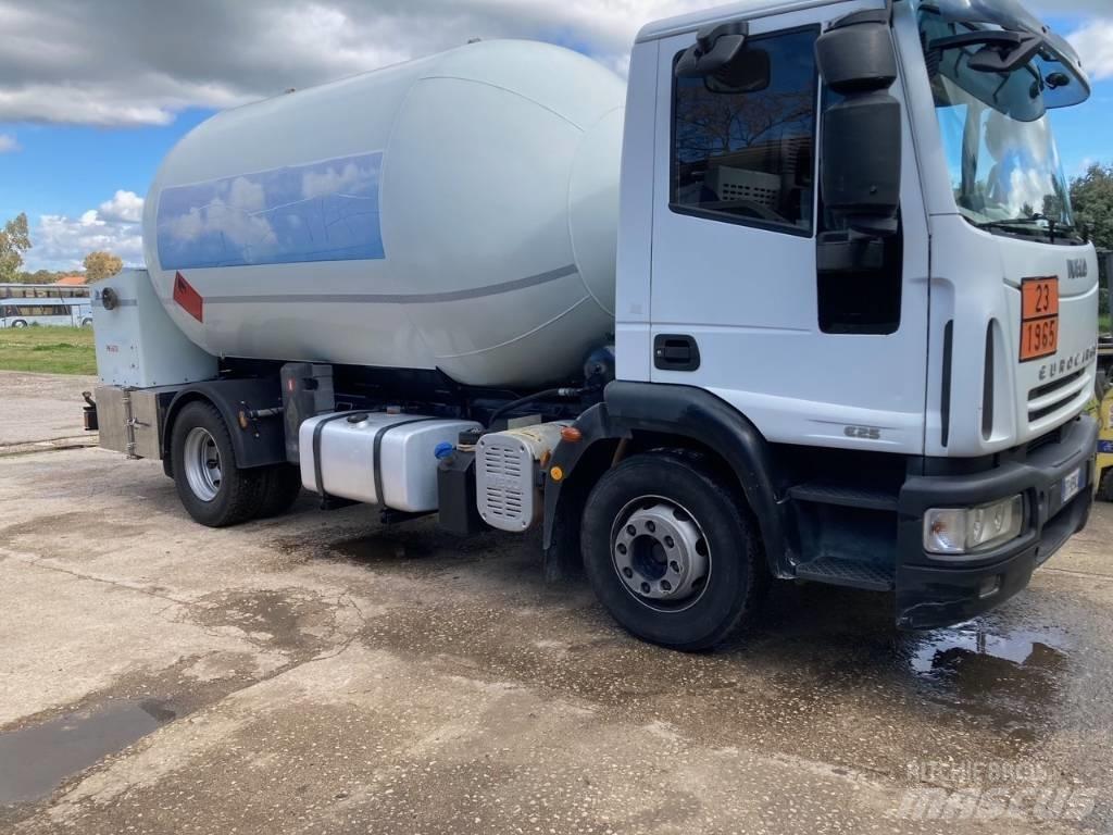 Iveco 135E25 Cisterne