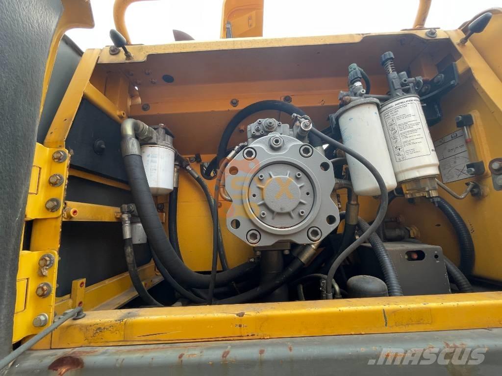 Volvo EC 460B Excavatoare pe șenile
