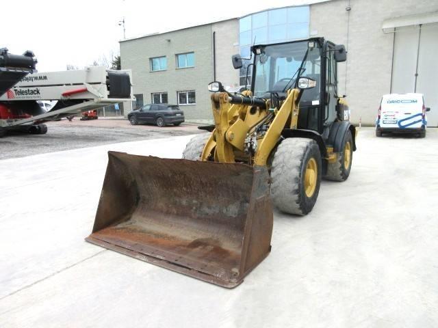 CAT 906 H Incarcator pe pneuri