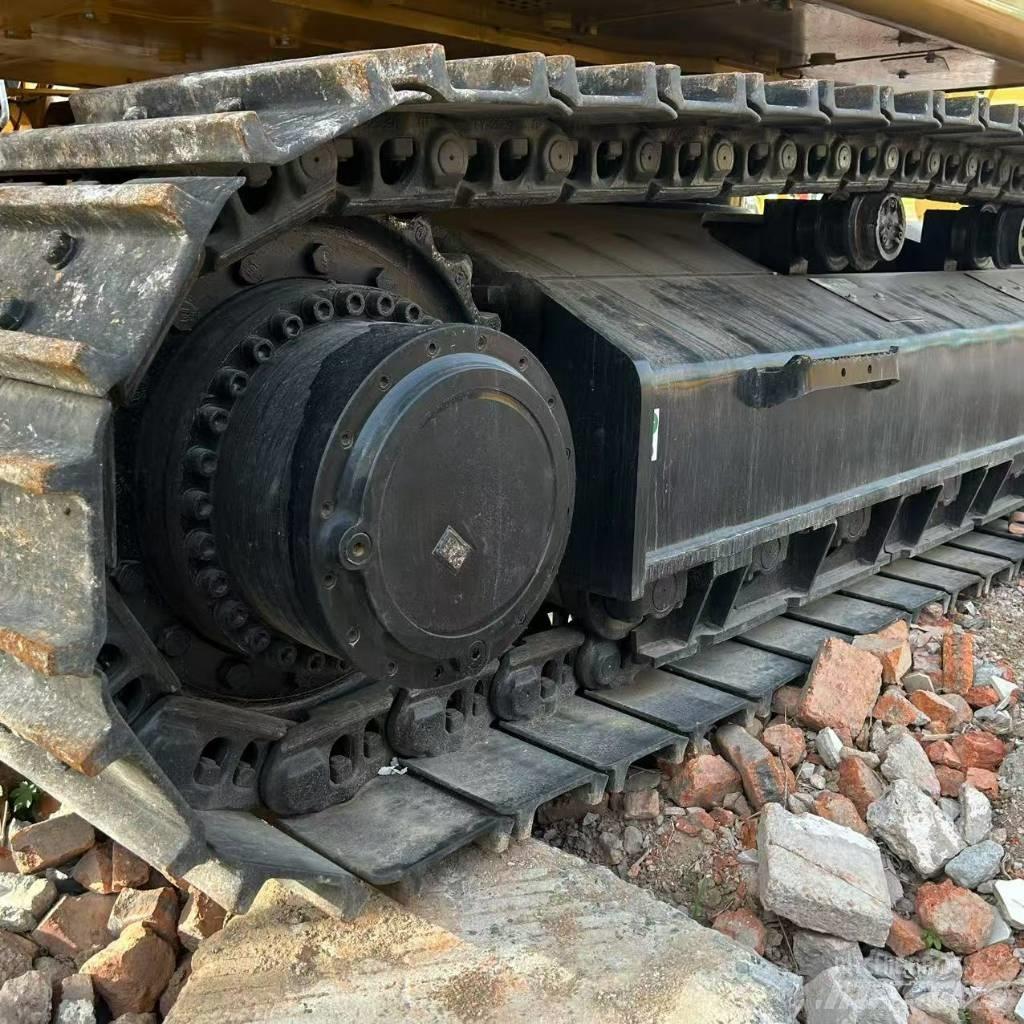 CAT 345GC Excavatoare pe șenile
