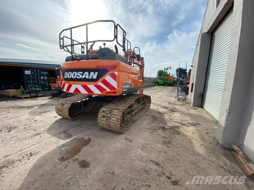 Doosan DX 160 LC Excavatoare pe șenile
