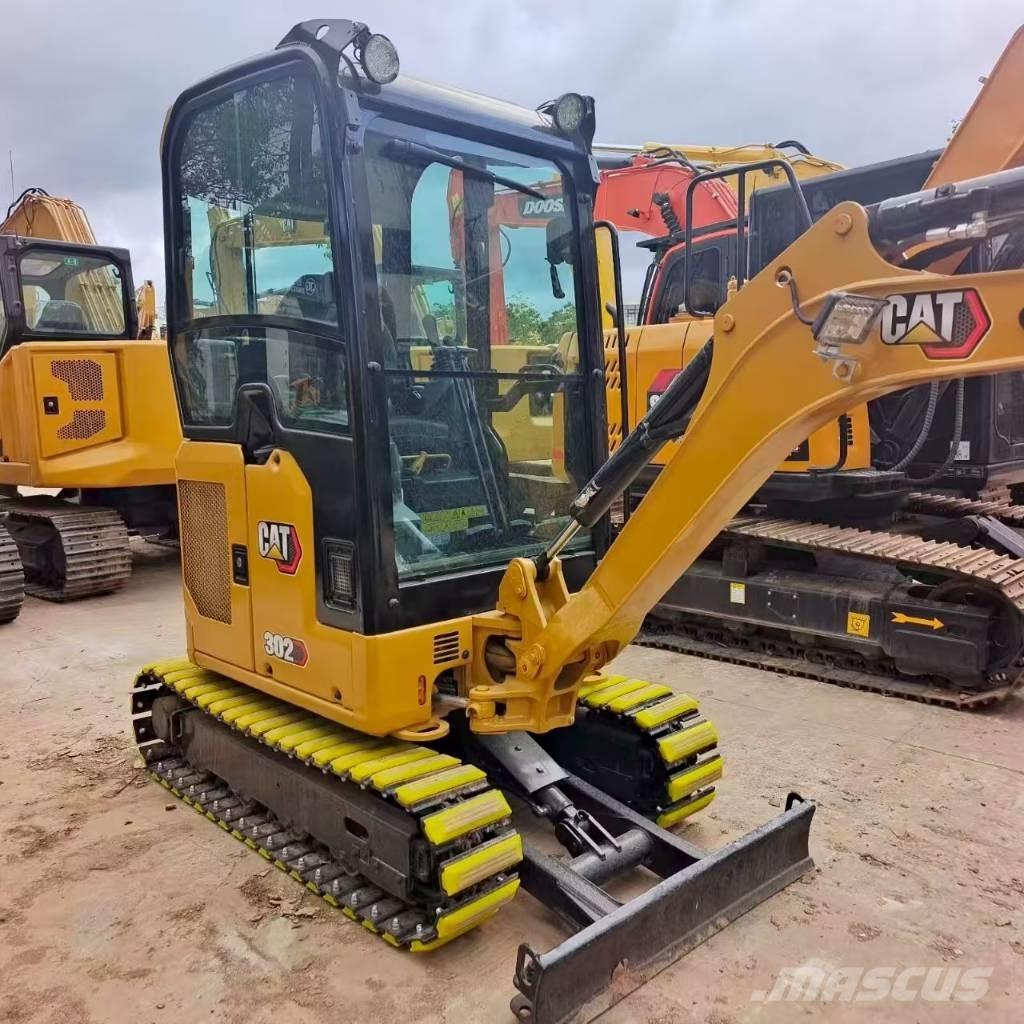 CAT 302 Mini excavatoare < 7t
