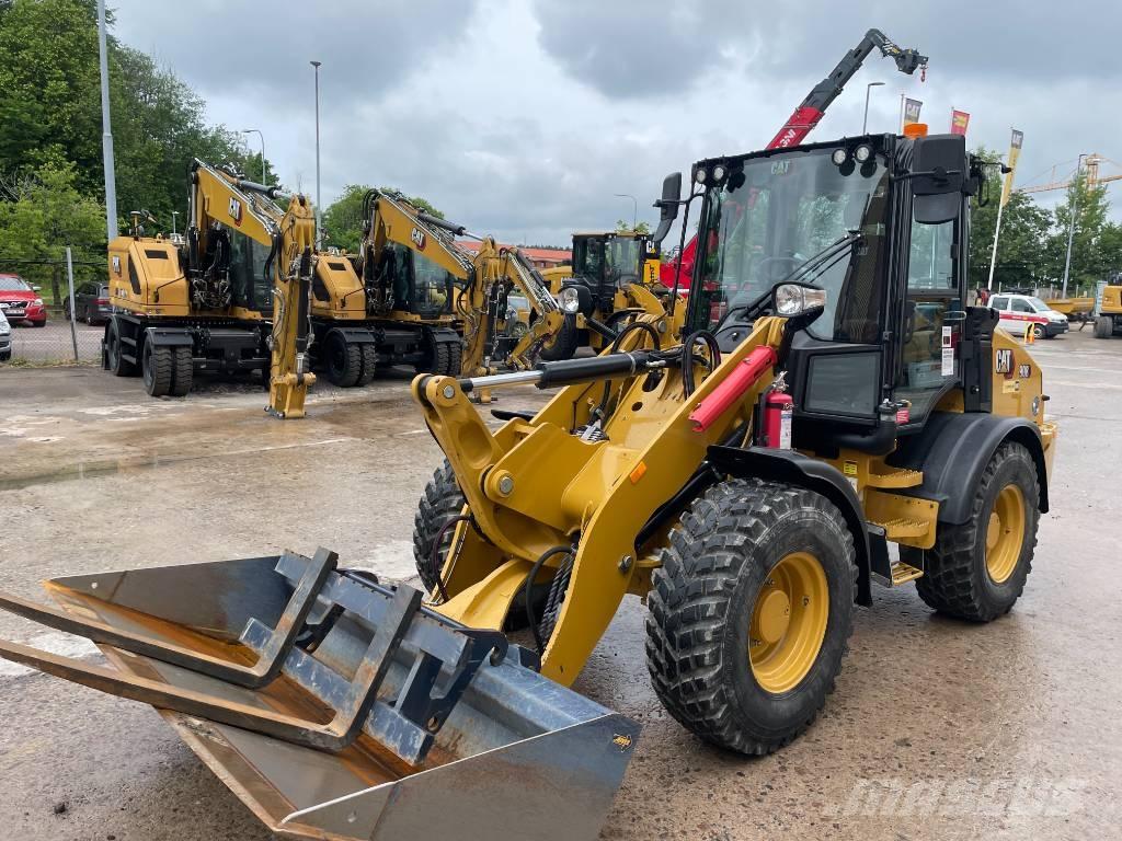 CAT 908 M Incarcator pe pneuri