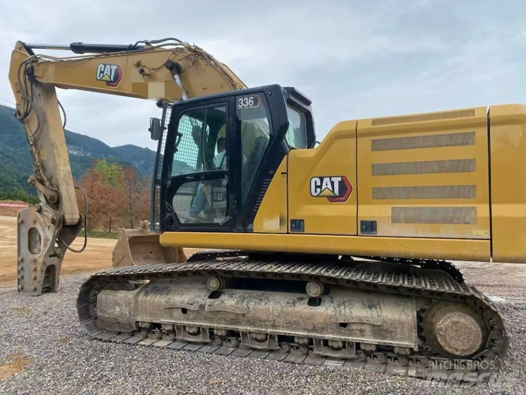 CAT 330 GC Excavatoare pe șenile
