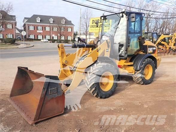 CAT 908H2 Incarcator pe pneuri