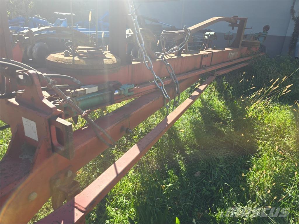 Kverneland BB 100 Pluguri