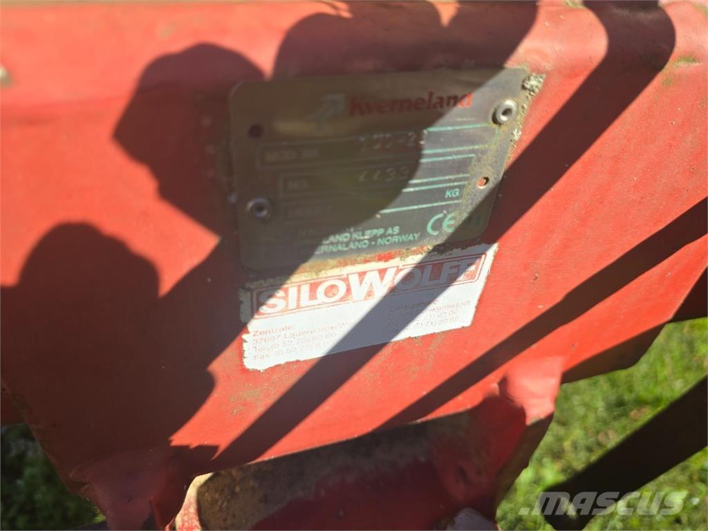 Kverneland BB 100 Pluguri