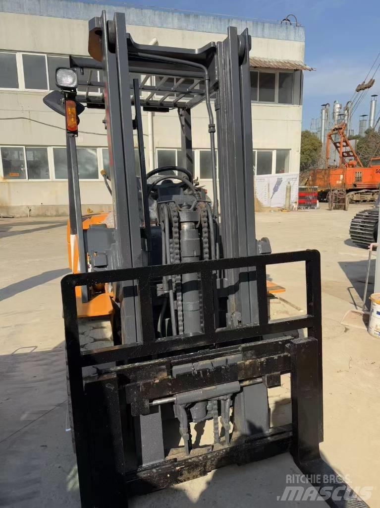TCM FD 30 Stivuitor diesel