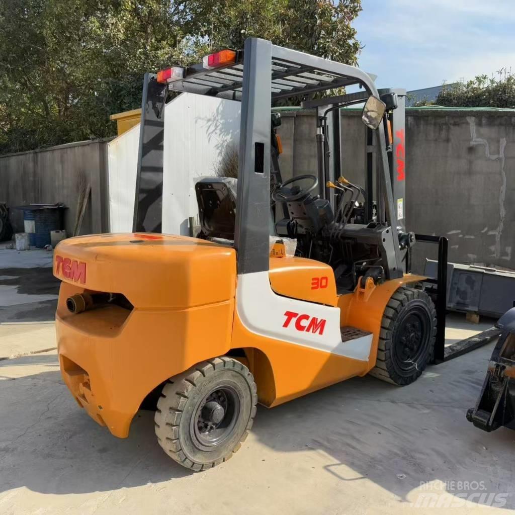 TCM FD 30 Stivuitor diesel