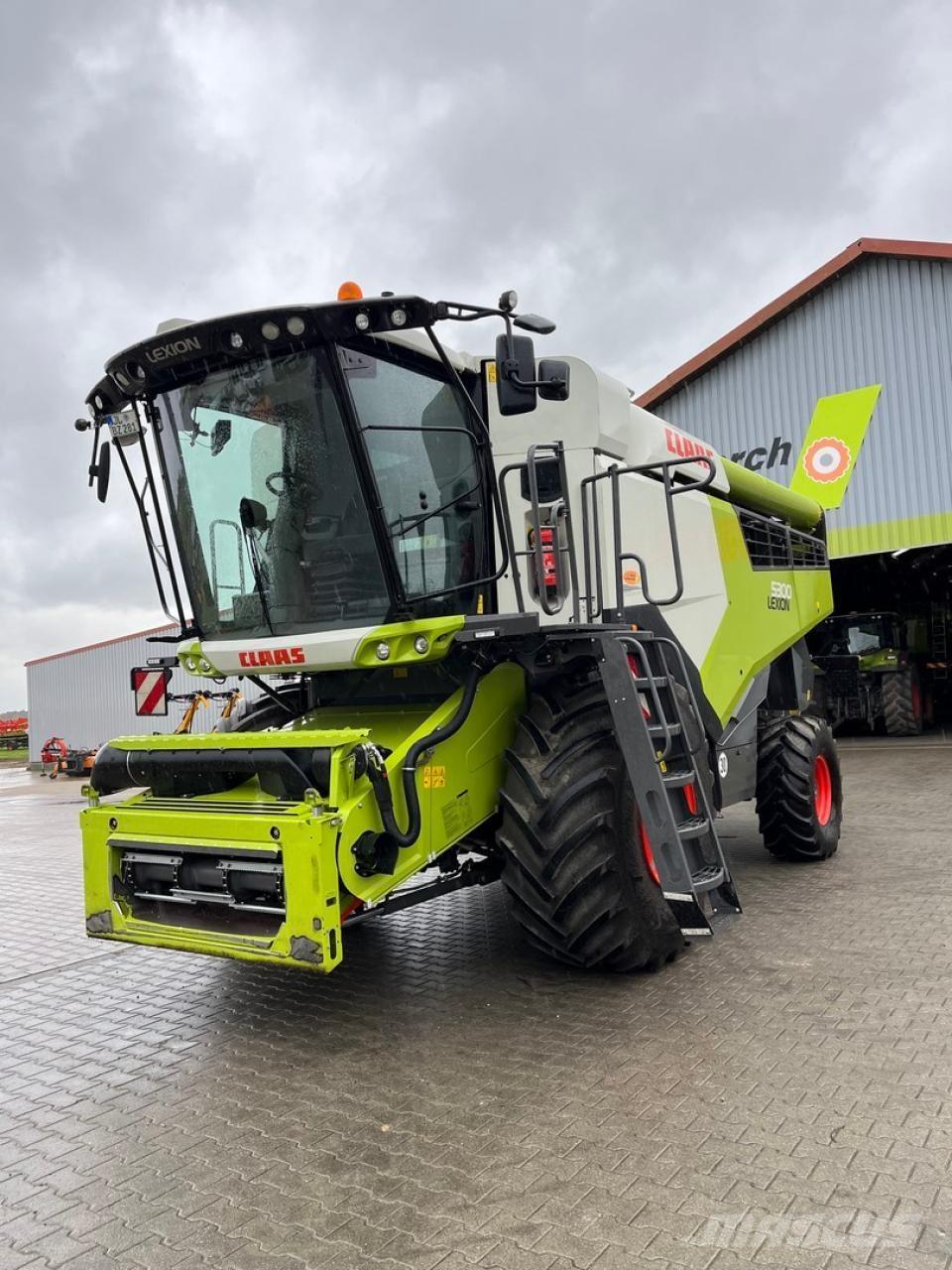 CLAAS Lexion 5300 Combine de secerat