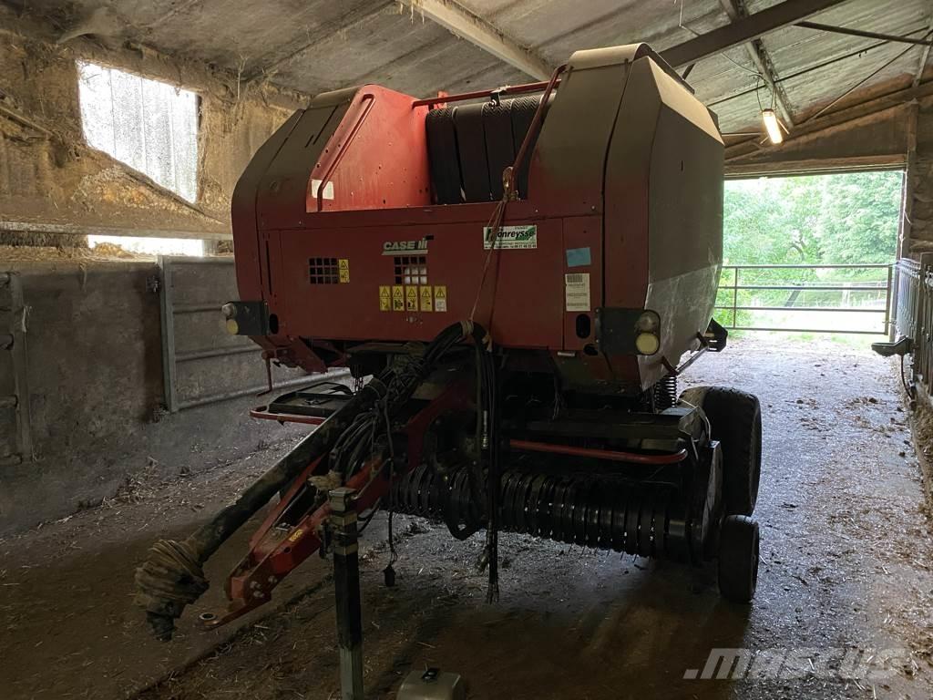 Case IH RBX 452 Masina de balotat cilindric