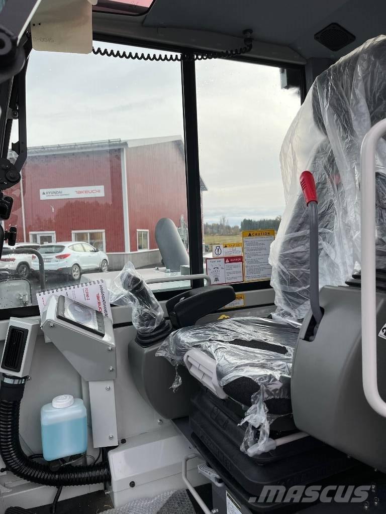 Takeuchi TCR 50 -2 Autobasculante cu senile