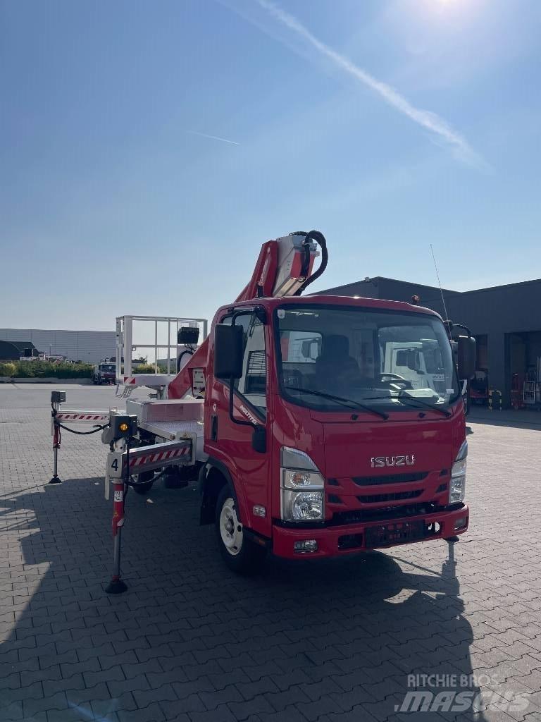 Multitel MT 204 Platforme aeriene montate pe camion