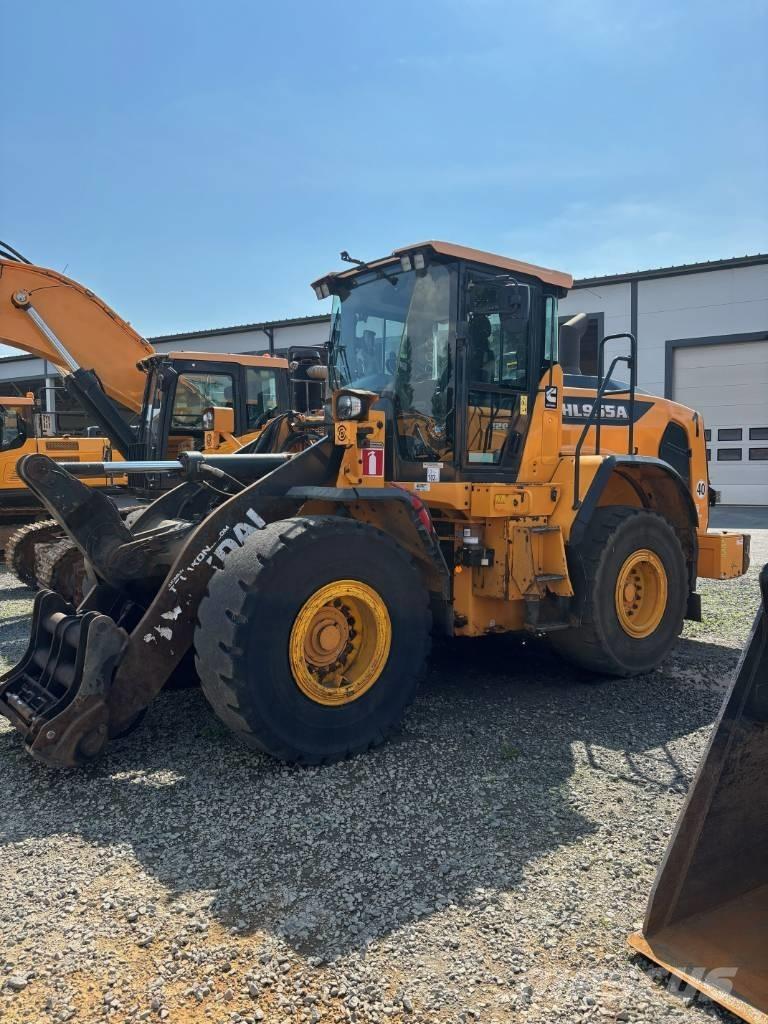 Hyundai HL955A Incarcator pe pneuri