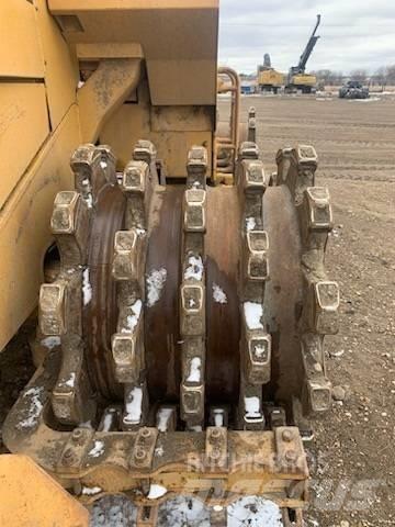 CAT 815 B Compactoare sol