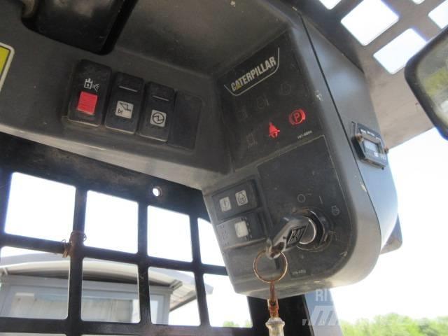 CAT 259 B 3 Încarcatoare cu excavator