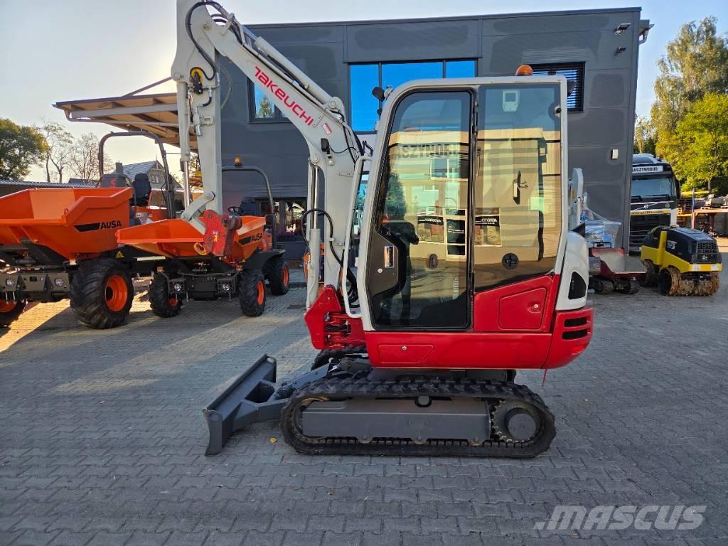 Takeuchi TB230 + HS03 Mini excavatoare < 7t