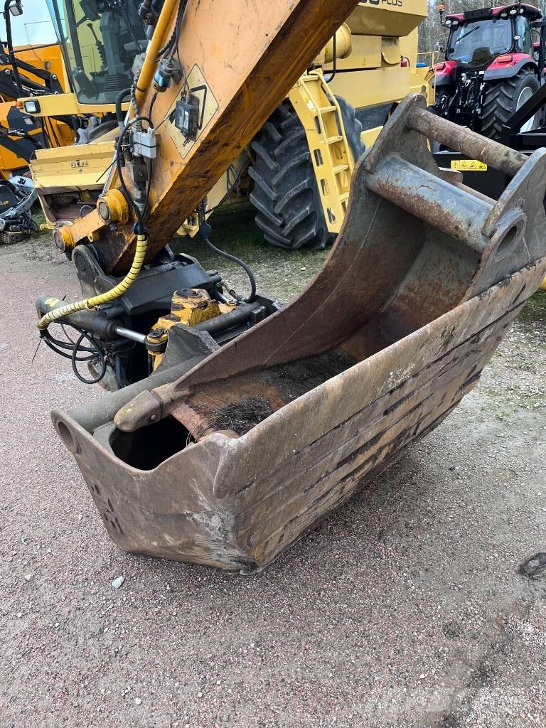 JCB 220LC Engcon RT Excavatoare pe șenile
