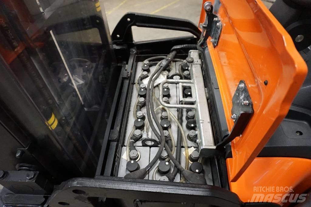 Toyota SPE160L Transpaleta manuala