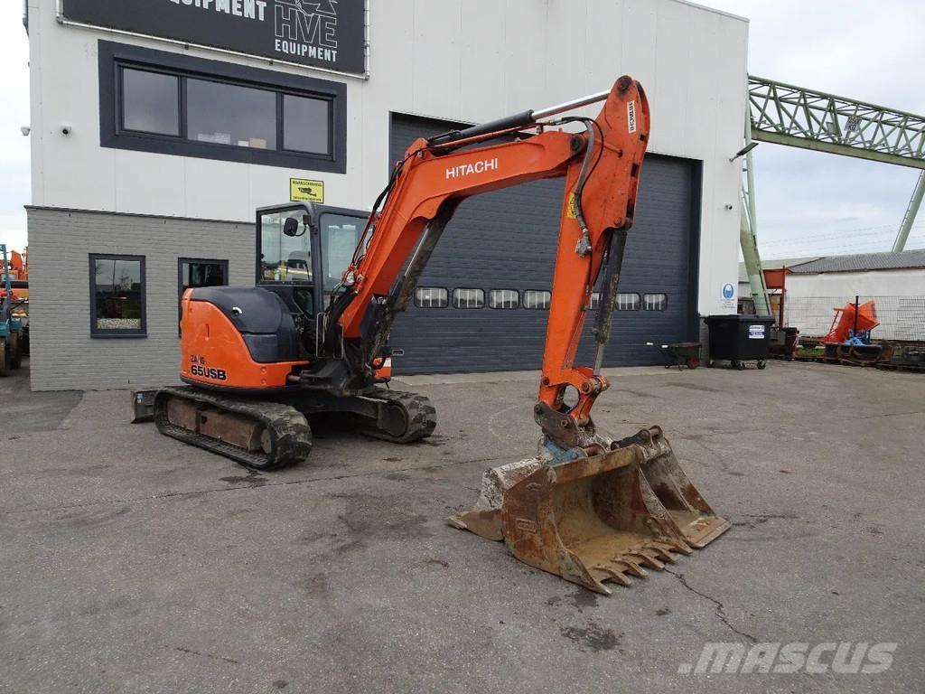 Hitachi ZX65USB5-A Mini excavatoare < 7t