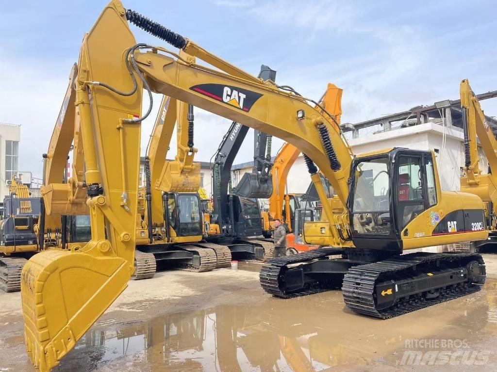 CAT 320 C L Excavatoare pe șenile
