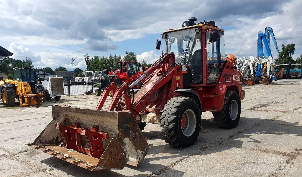 CAT 908 Incarcator pe pneuri