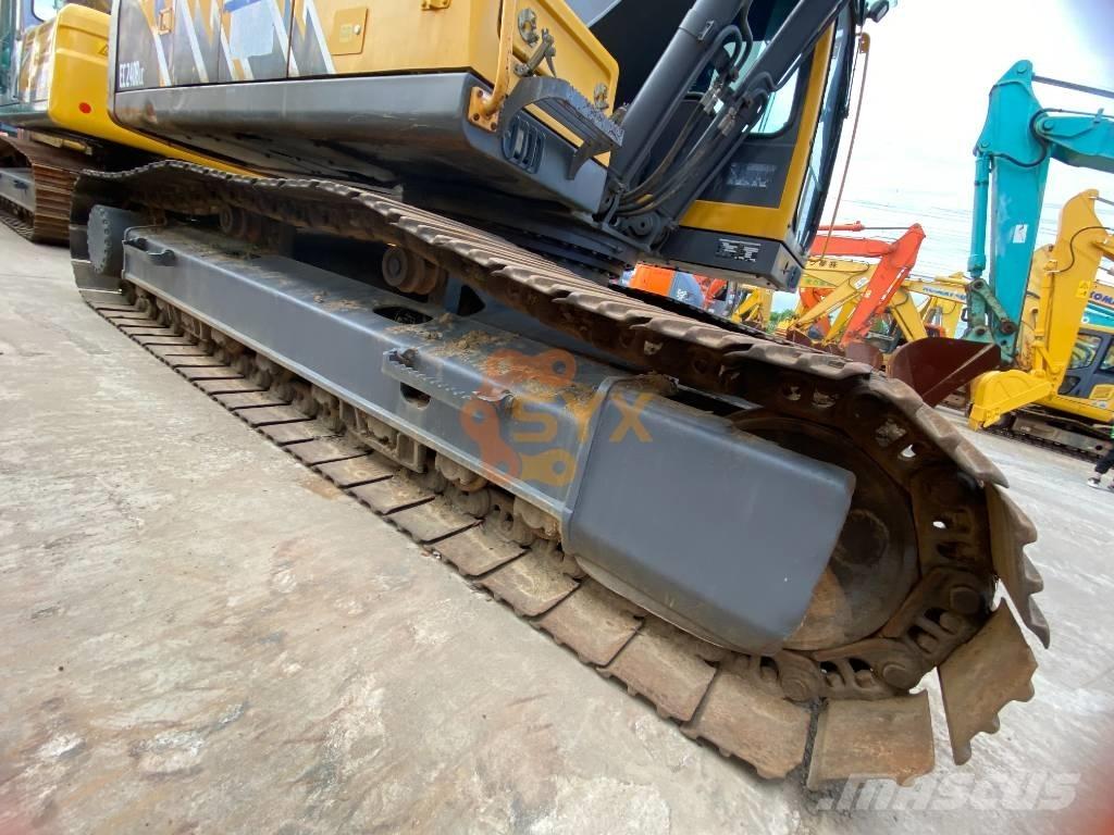 Volvo EC 240 B LC Excavatoare pe șenile
