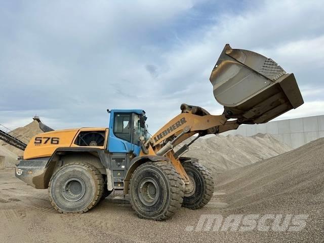 Liebherr 576 X-Power Incarcator pe pneuri