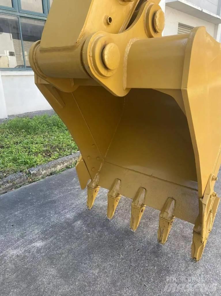 CAT 320 GC Excavatoare 7t - 12t