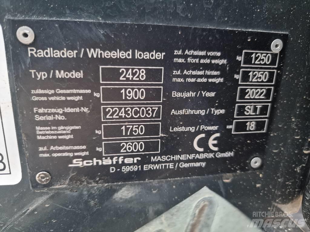 Schäffer 2428 SLT Incarcator pe pneuri
